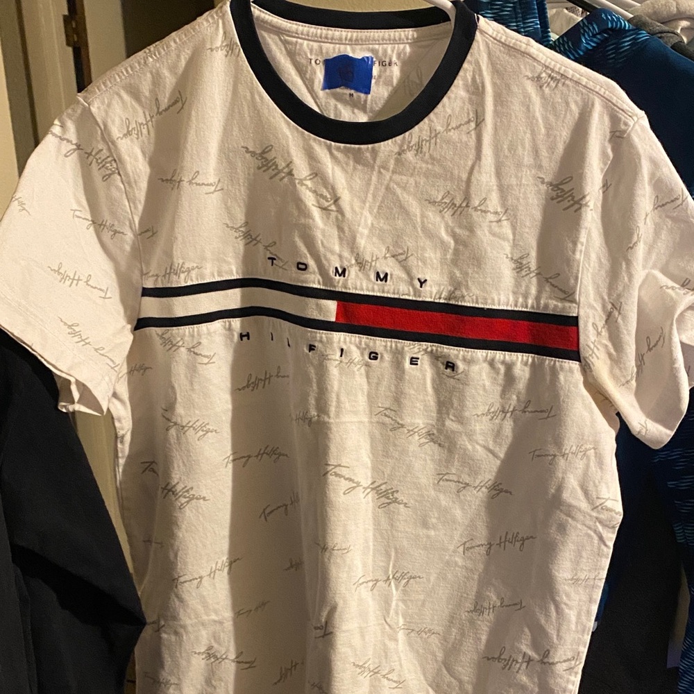 Tommy Hilfiger White and Red Signature Tee